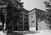 西安有一家幸运躲过拆迁的工厂摇身一变成了前卫的设计酒店